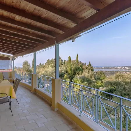 House With Private Mini Pool Jacuzzi & Σπίτι διακοπών *