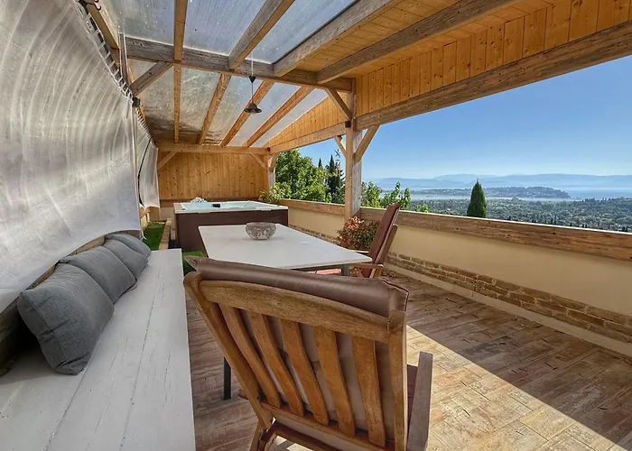 House Breathtaking Views & Private Mini Pool Jacuzzi In Corfu